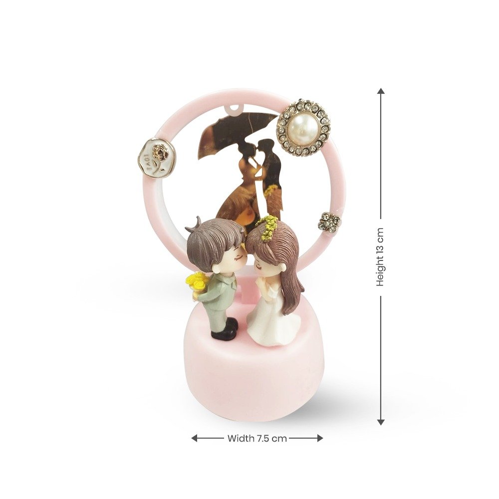 LED Love Figurine – A Heartfelt Gesture of Love thumbnail 1